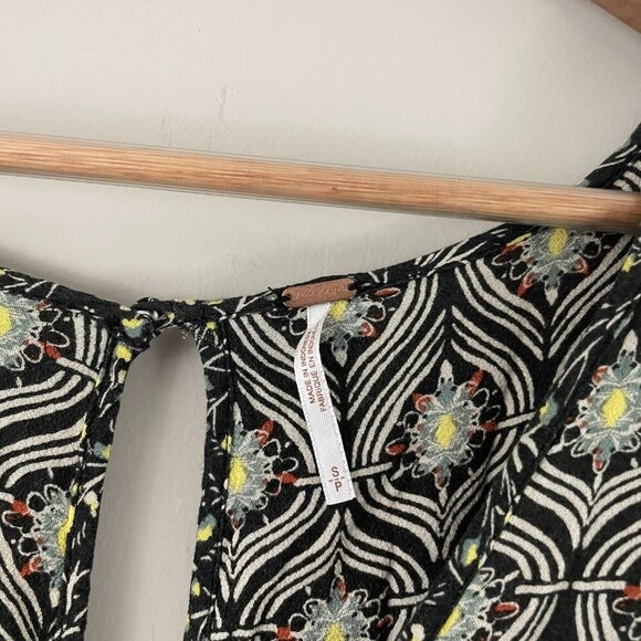 Free People Rolling Hills Bell Sleeve Tunic Top Black Combo Size Small - Picture 3 of 7